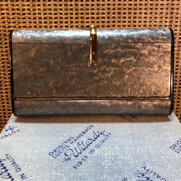 1950s Wilardy Gray Lucite Snap Clutch With Box, Authentication & Promotion Cards - Picture 4 of 16